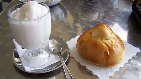 Granita und Brioche