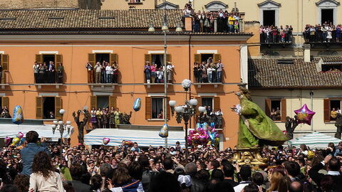 Osterfest in Sulmona