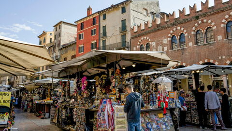 Ein Markt in Verona