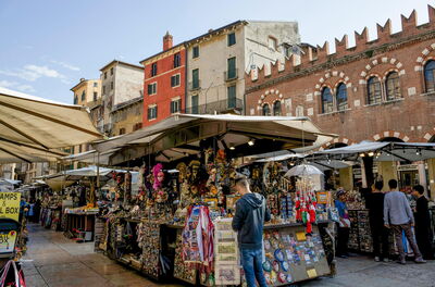 Ein Markt in Verona