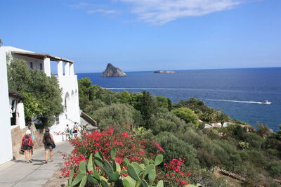 Ausblick von der Ortschaft Panarea