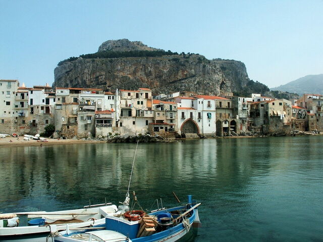 Cefalù, Ortschaft