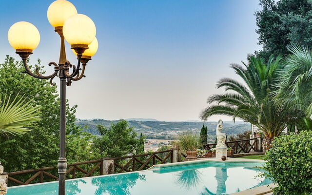 Villa Carol, Pool