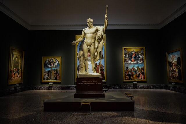 Pinacoteca di Brera, Canovas Napoleon als Mars der Friedensstifter