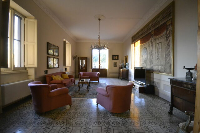 Villa Torreone, Wohnzimmer