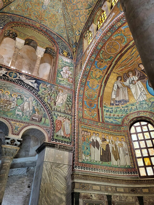 San Vitale Kirche, Detail