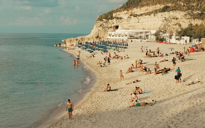 Ein Strand in Tropea