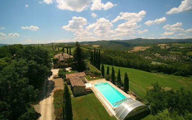 Luftansicht der Villa Venanzo