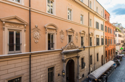 Elegante Spanische Treppe Wohnung