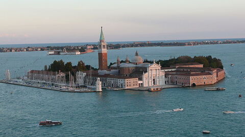 Eine der Inseln von Venedig