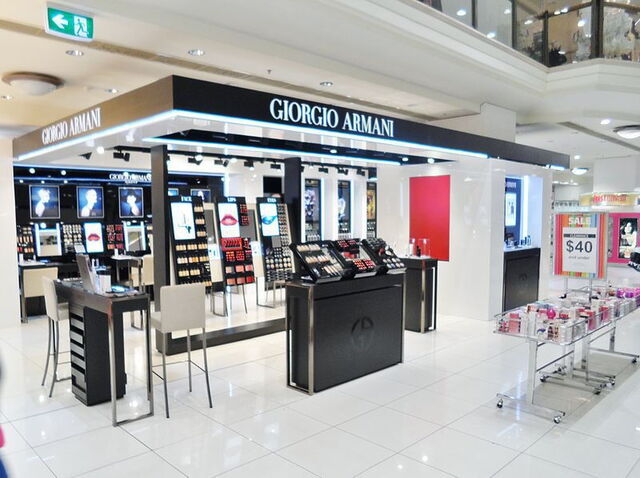 Giorgio Armani Laden