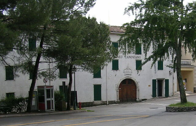 Außenbereich des Canova Museums