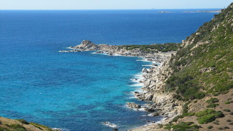 Blick auf die Costa Rei in Sardinien