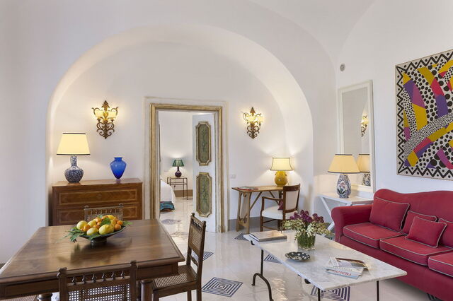 Mansour, Wohnzimmer