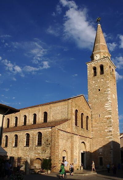 Die Basilika Sant' Eufemia