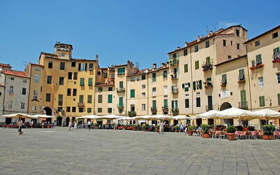 Theaterplatz in Lucca