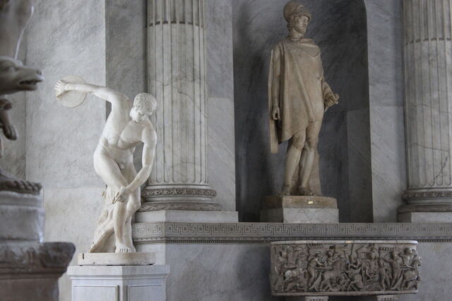 Klassische Statuen in den Vatikan Museen