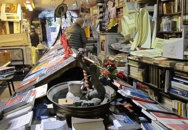Libreria Acqua Alta, Innenbereich