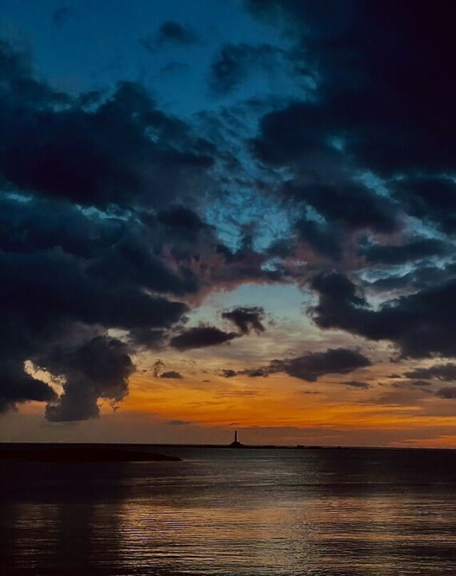 Blick über das Meer in Apulien
