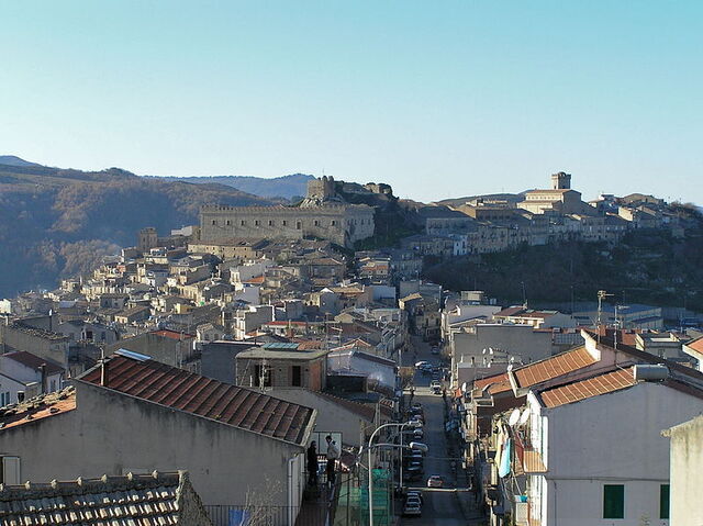 Blick auf Montalbano Elicona