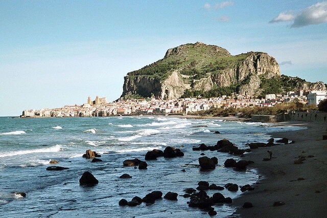 Aussicht auf die Küste von Cefalù