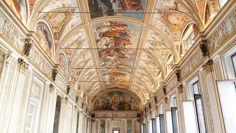 Der wunderschöne Innenraum des Palazzo Ducale