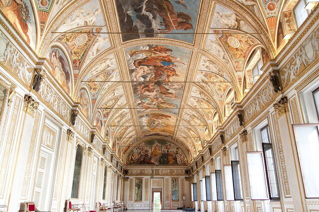 Der wunderschöne Innenraum des Palazzo Ducale