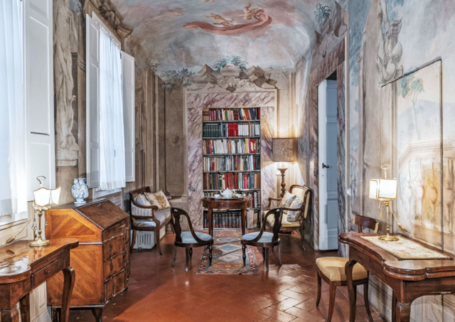 Dimora Del Palazzo Aldobrandini Del Papa, Bibliothek
