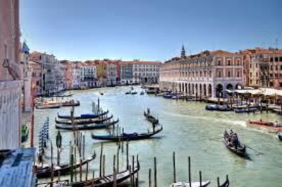 Ansicht auf einen Kanal in Venedig
