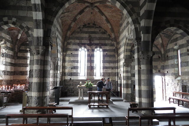 San Pietro Kirche, Innenbereich