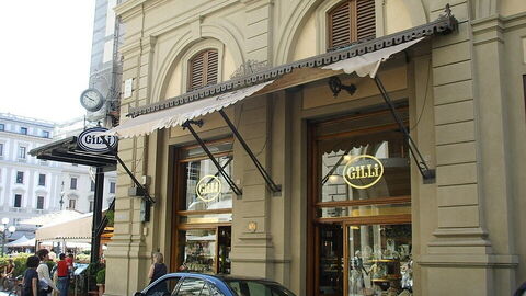 Caffè Gilli, Außenbereich