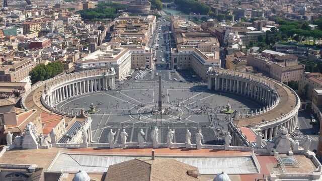 St. Petersplatz