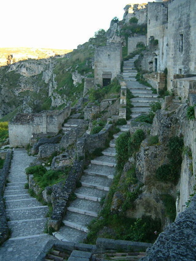 Gemeisselter Treppenaufgang in Sassi di Matera