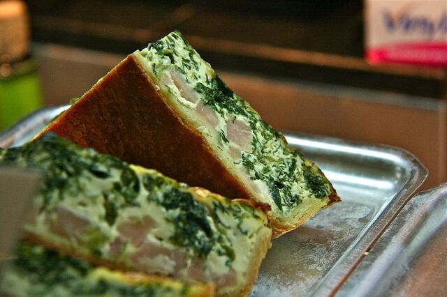 Saftiges Quiche mit Schinken und Spina
