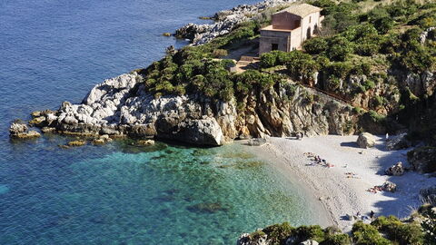 Ein Strand auf Sizilien