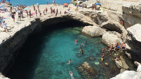 Grotta della Poesia