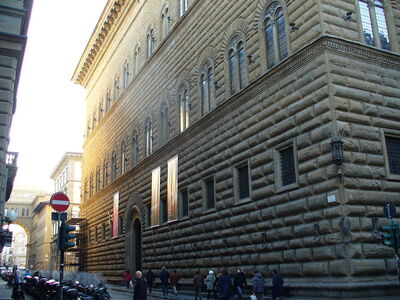 Palazzo Strozzi, Außenfassade