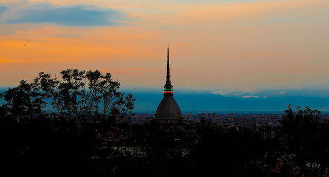 Mole Antonelliana im Sonnenuntergang