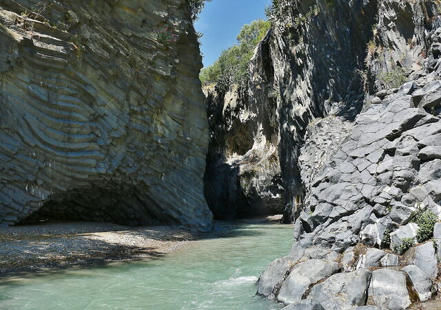 Schluchten von Alcantara, Fluss