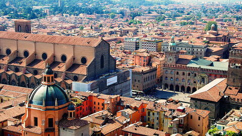 Aussicht von der Piazza Maggiore in Bologna