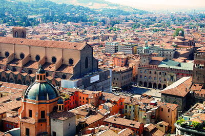 Aussicht von der Piazza Maggiore in Bologna