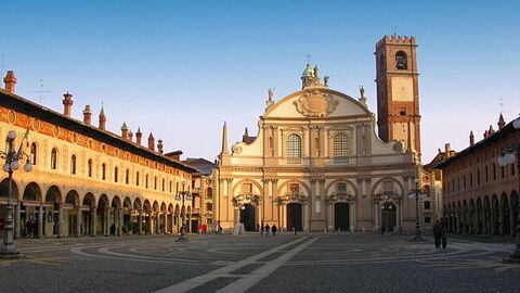 Blick auf den Piazza Ducale