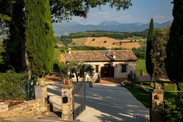 Casale Isidoro, Außenbereich