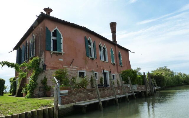 San Giovanni, Außenbereich