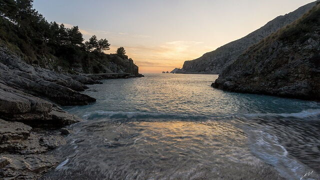 Ieranto Bucht, Strand