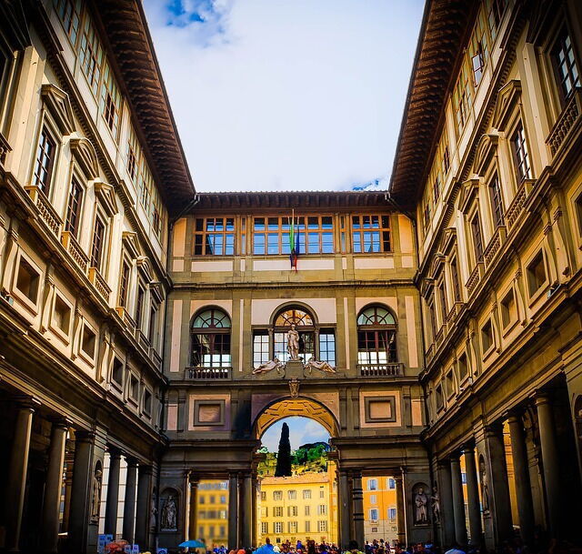 Innenhof der Uffizi Galerie
