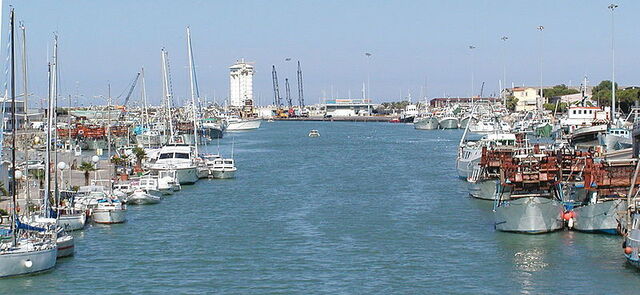Hafen in Abruzzo