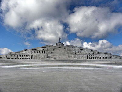Sacrario Militare Del Monte Grappa