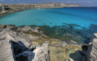 Wasser um die ägadischen Inseln