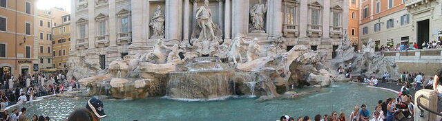 Der weltberühmte Trevi Springbrunnen